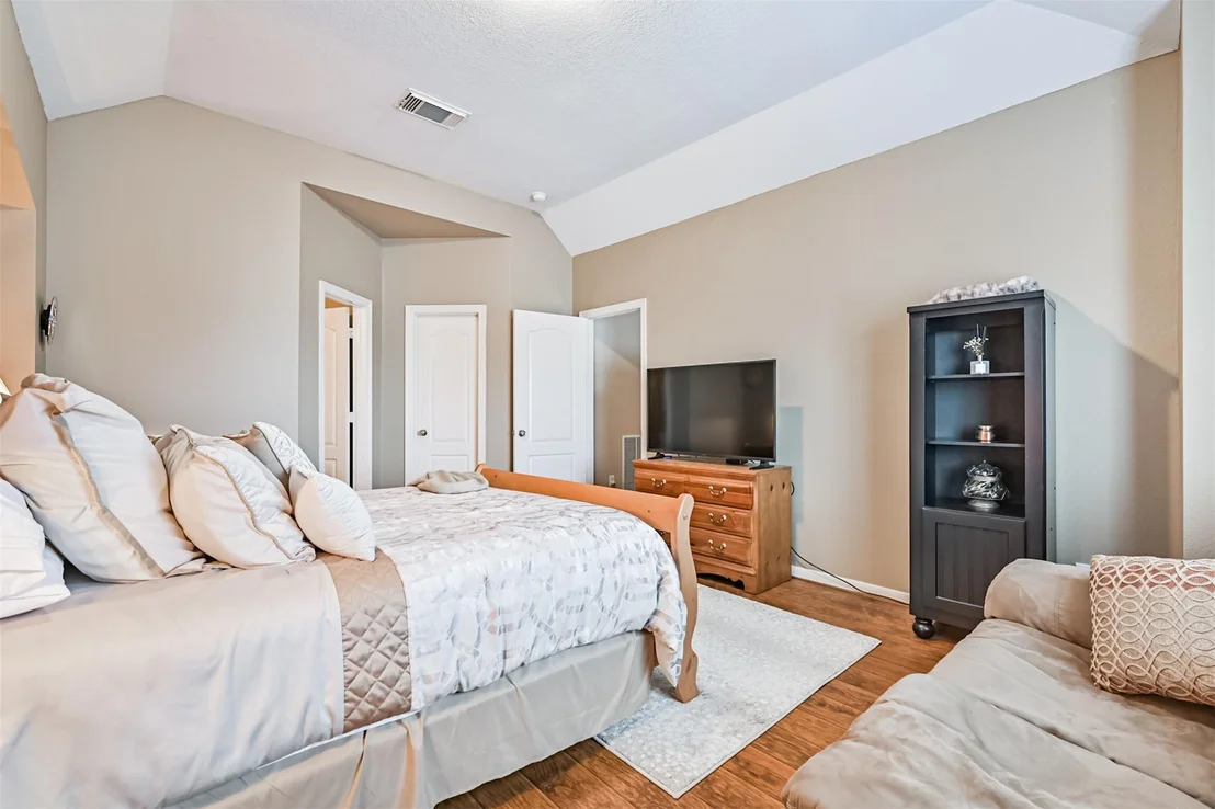 Photo of 3318 Silverbrook Lane