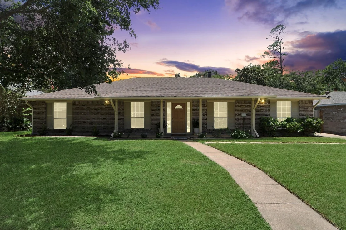 Photo of 12415 Campos Drive
