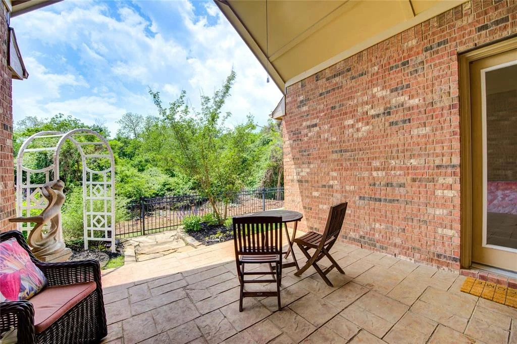 Photo of 4835 Legend Creek Drive