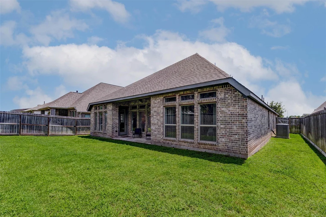 Photo of 1618 Hackberry Heights Drive