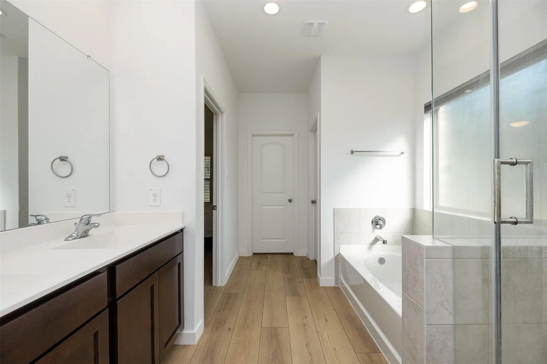 Photo of 2819 Roman Forest Boulevard