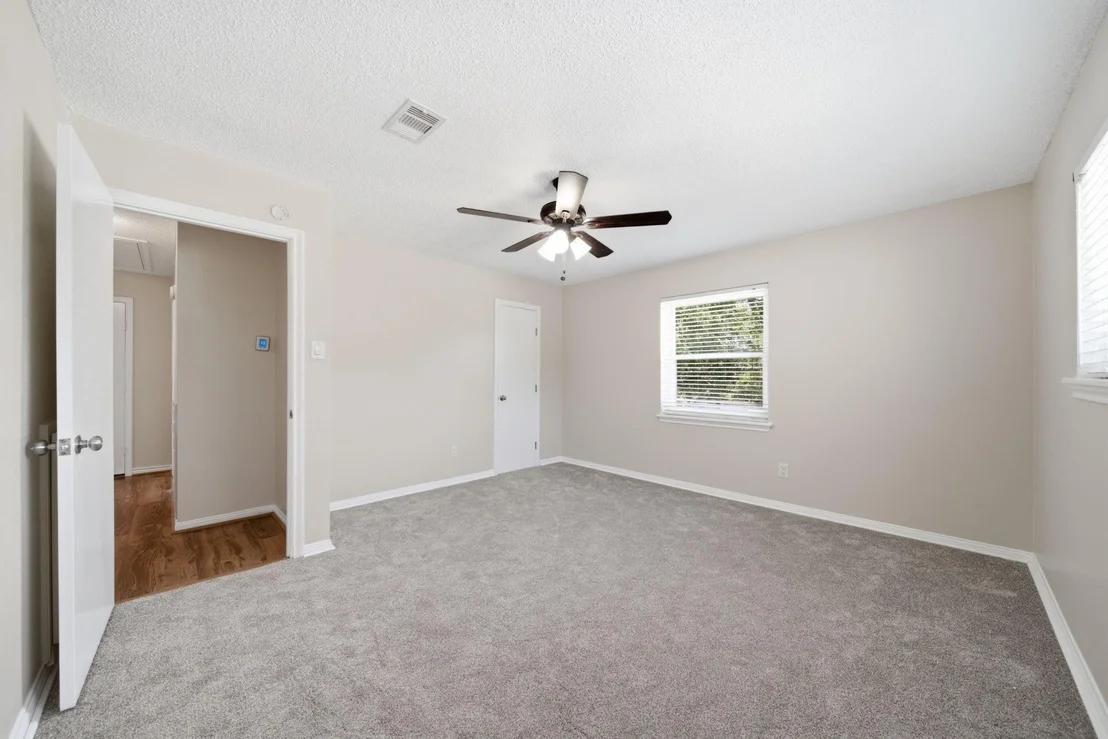Photo of 626 Magic Oaks Drive