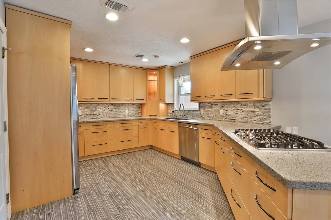 Photo of 2427 Willowby Drive