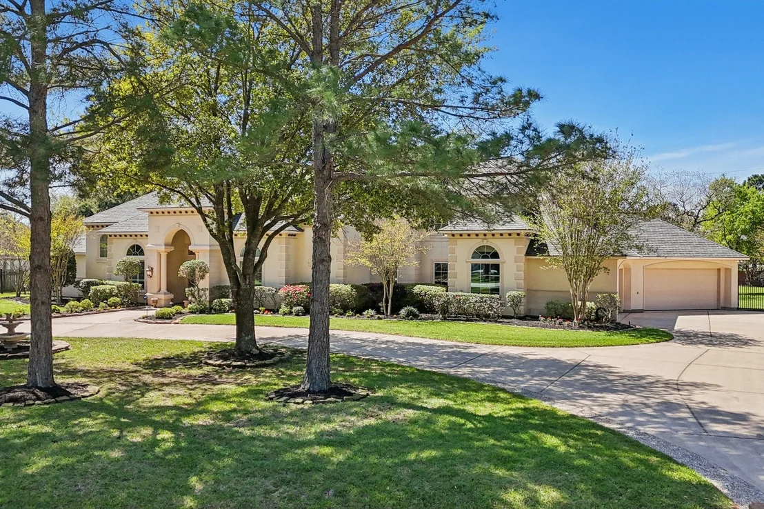Photo of 51 Sandown Park Drive