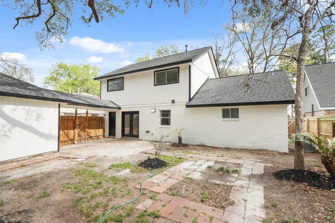 Photo of 19431 Enchanted Oaks Drive