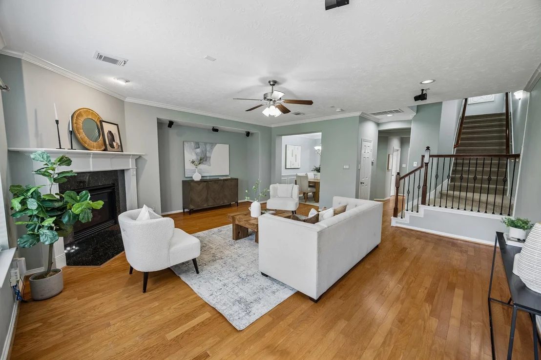 Photo of 1334 Ella Place