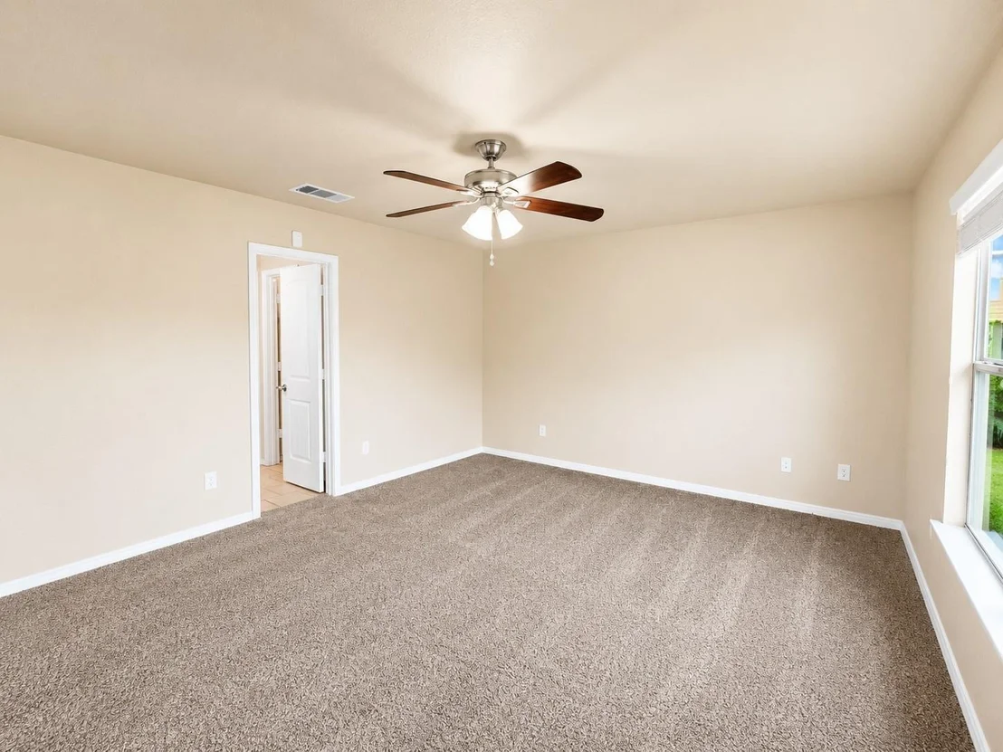 Photo of 2911 Lincolns Meadow Drive