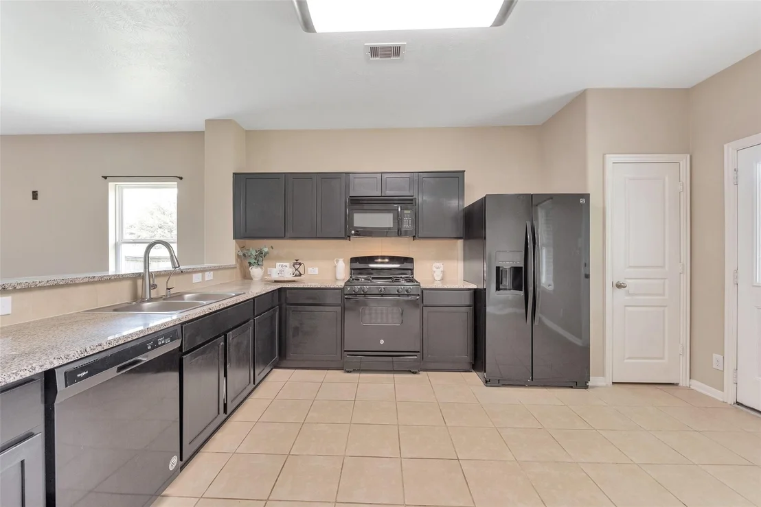 Photo of 18203 Canary Bluff Lane