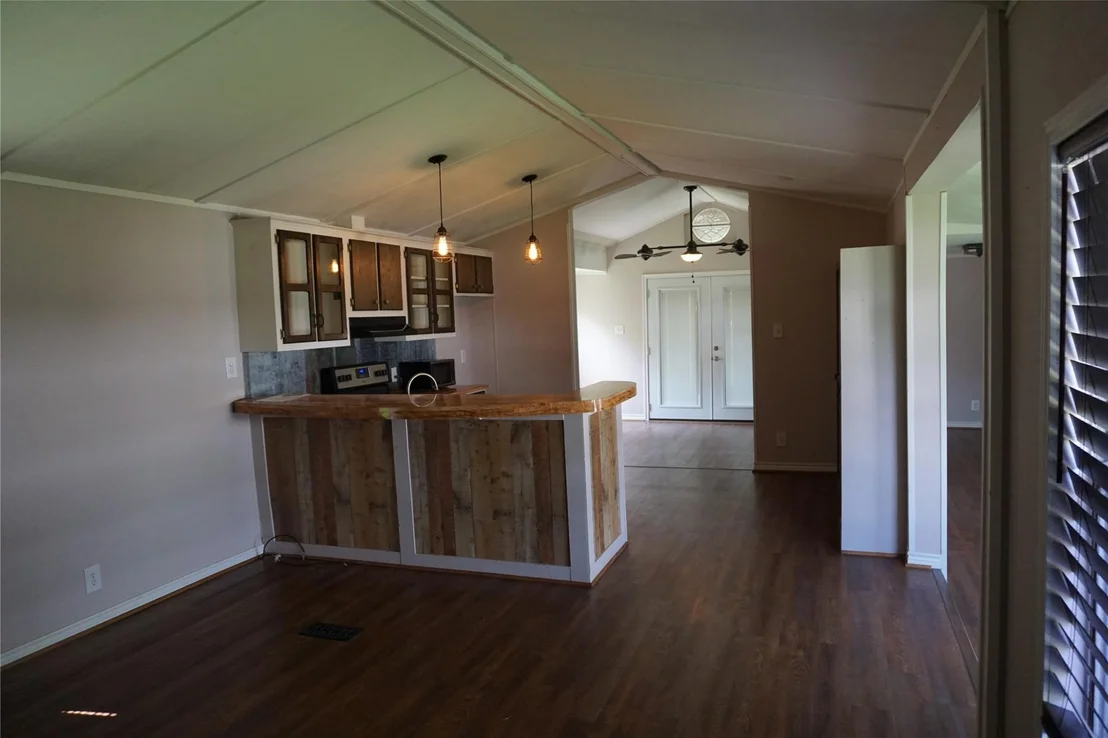 Photo of 8989 Gladewood