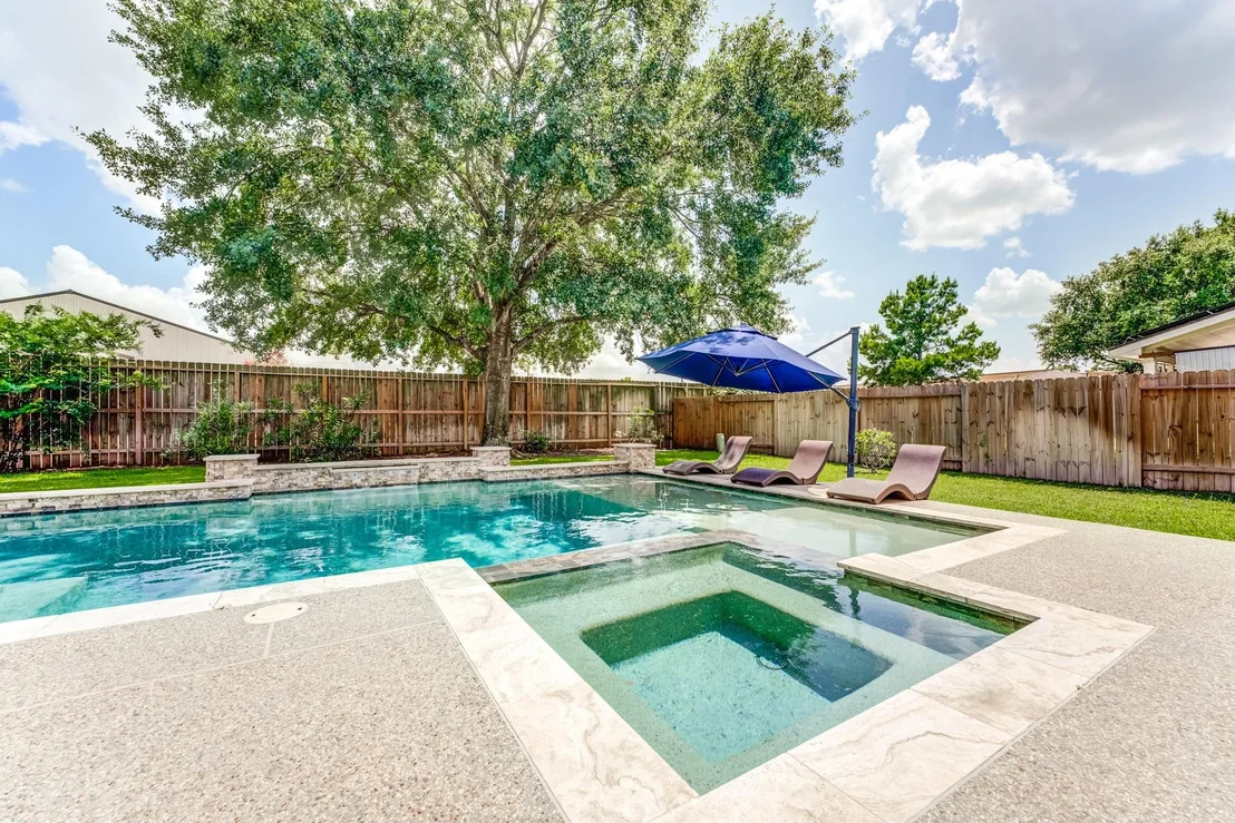 Photo of 10407 Middlerose Lane