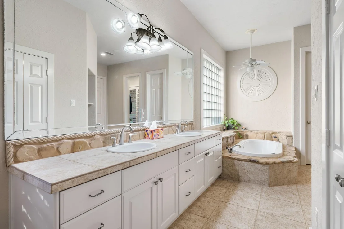 Photo of 9902 Crestwater Circle