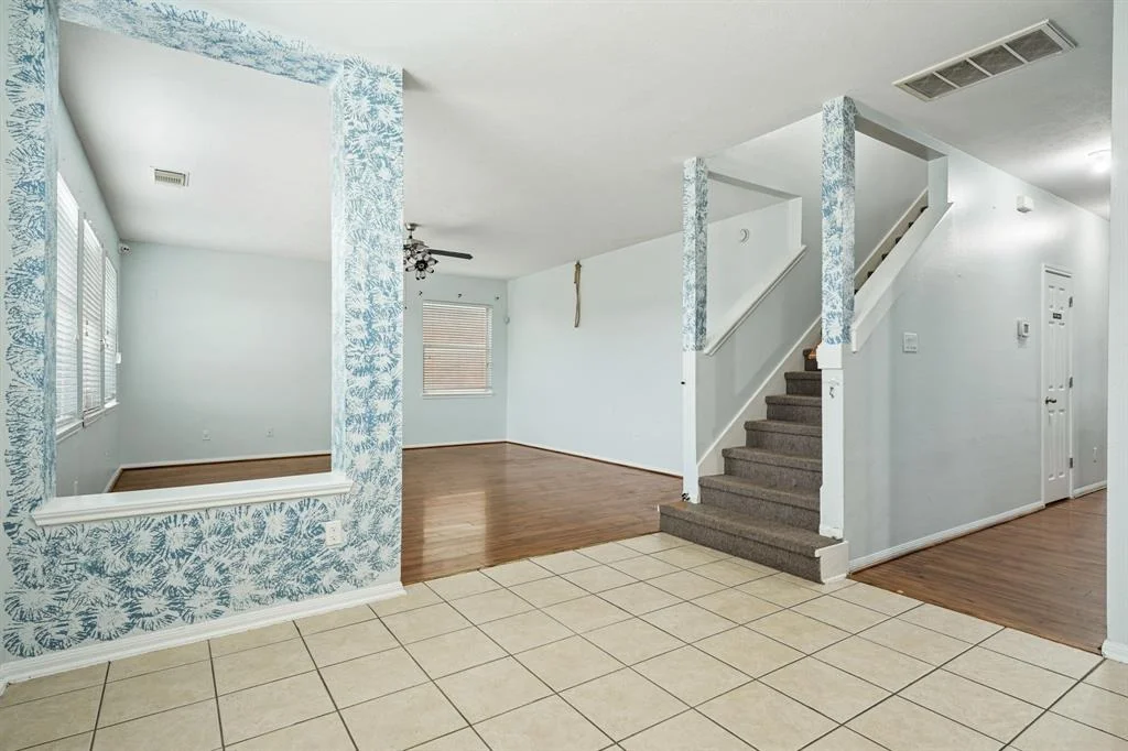 Photo of 1719 Riane Lane E