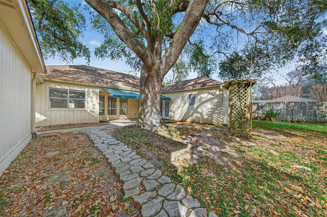 Photo of 18035 Mountfield Drive