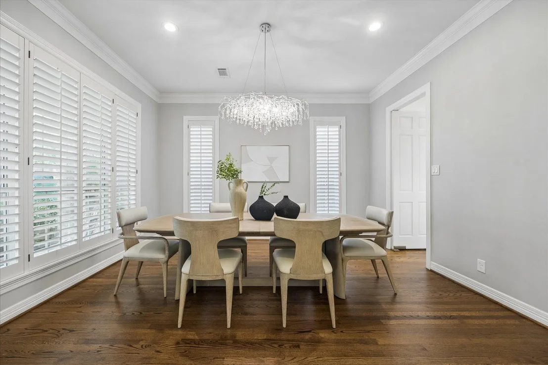 Photo of 4111 Sunset Boulevard