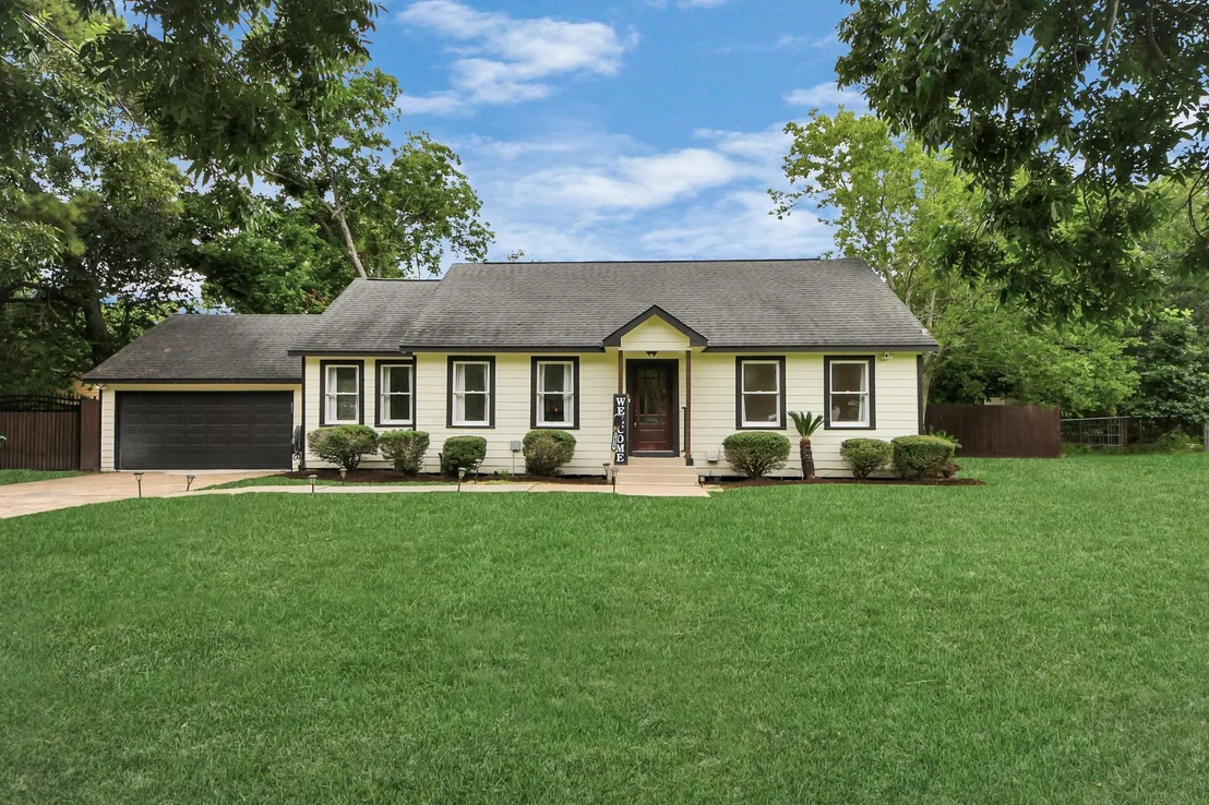 Photo of 7439 Santa Fe Drive