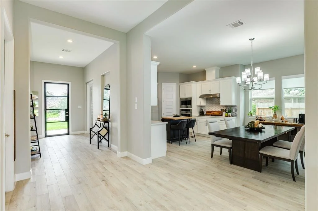 Photo of 9715 Highland Pointe Drive
