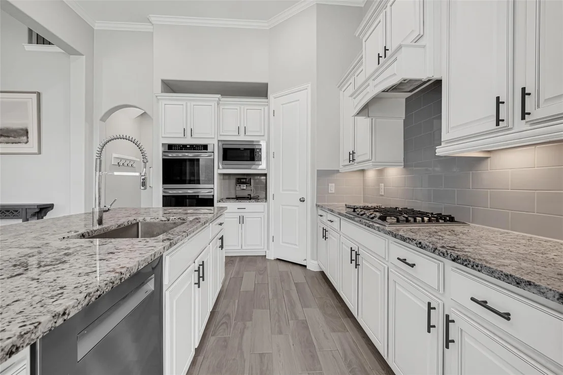 Photo of 6023 Verde Place Lane