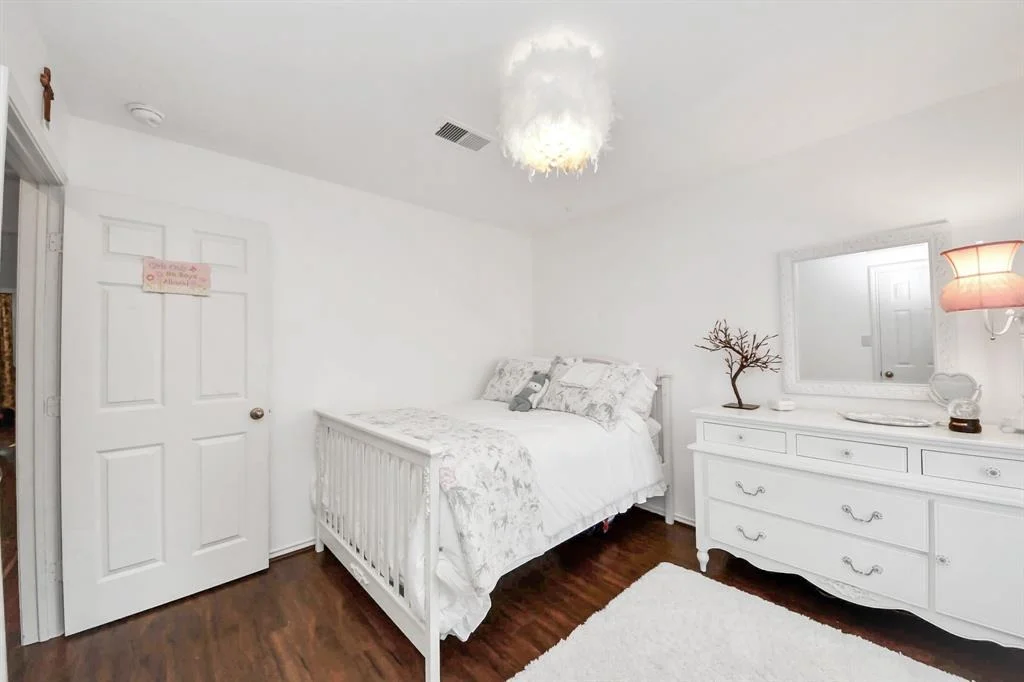 Photo of 6111 Meadowstream Court