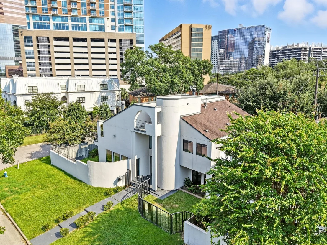 Photo of 2019 Mcclendon Street