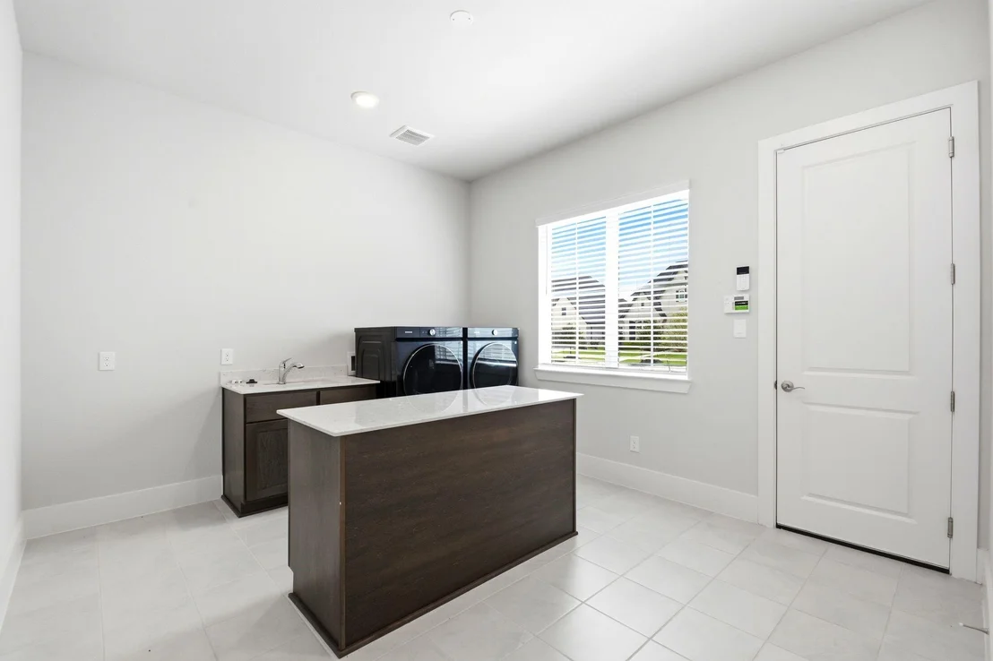 Photo of 4922 Grapevine Lane