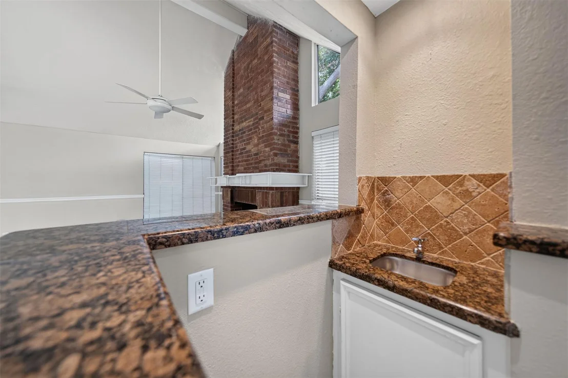 Photo of 22918 Glenover Drive