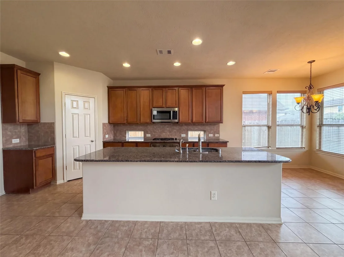 Photo of 4710 Autumn Pine Lane