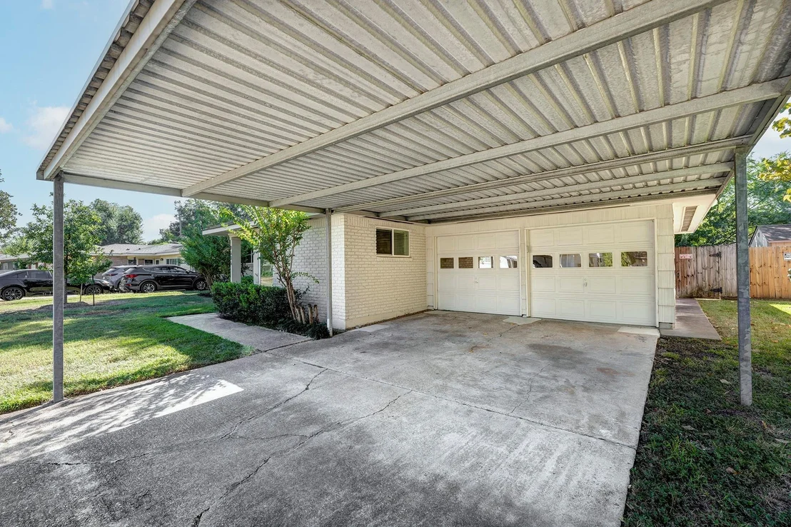 Photo of 9535 Vogue Lane