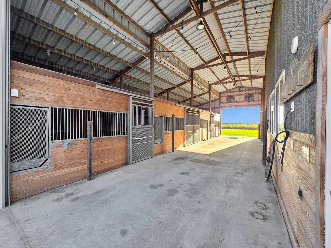 Photo of 1251 Bancroft Road
