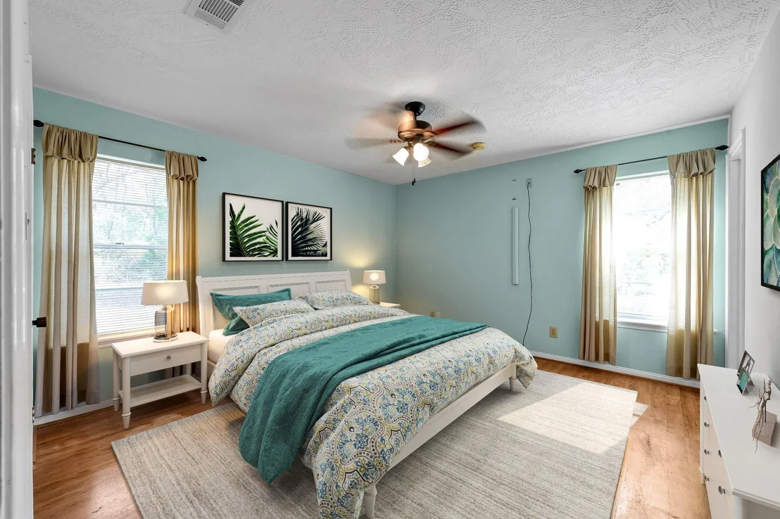 Photo of 16310 Weaver Lane