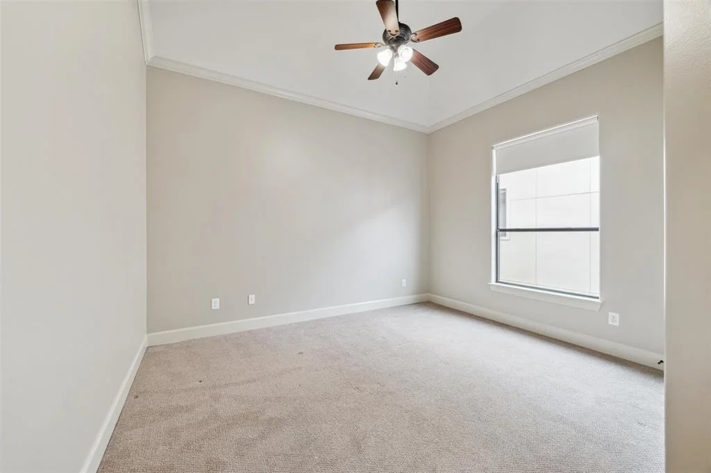 Photo of 2304 Couch Street