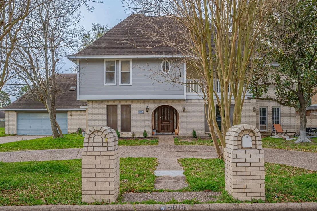 Photo of 4015 Black Locust Drive