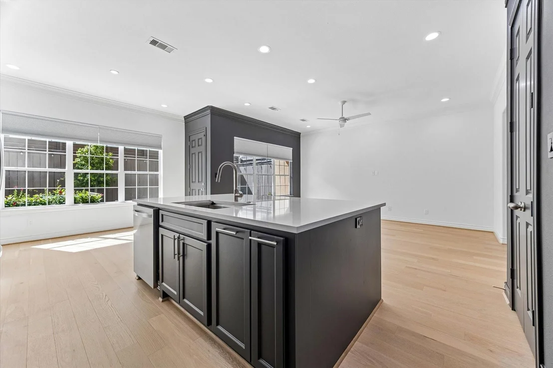 Photo of 2813 Clinton Drive