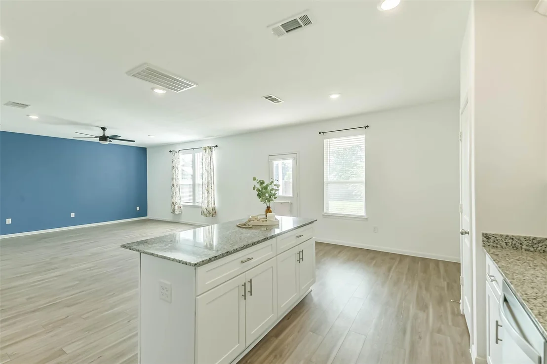 Photo of 25631 Balsamroot Drive