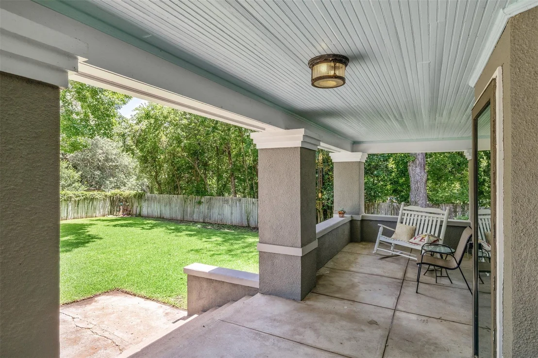 Photo of 1004 Mitchell Street