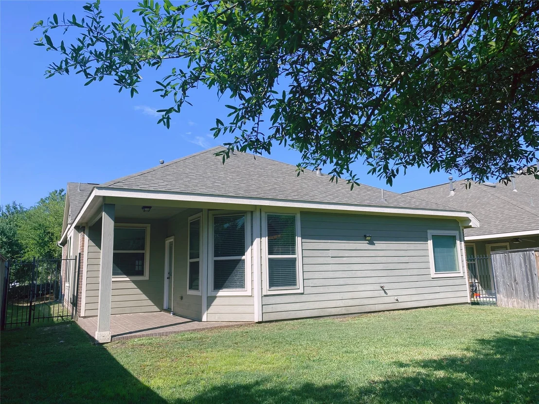 Photo of 15 Butternut Grove Place