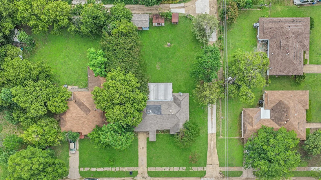 Photo of 1536 Celeste Drive