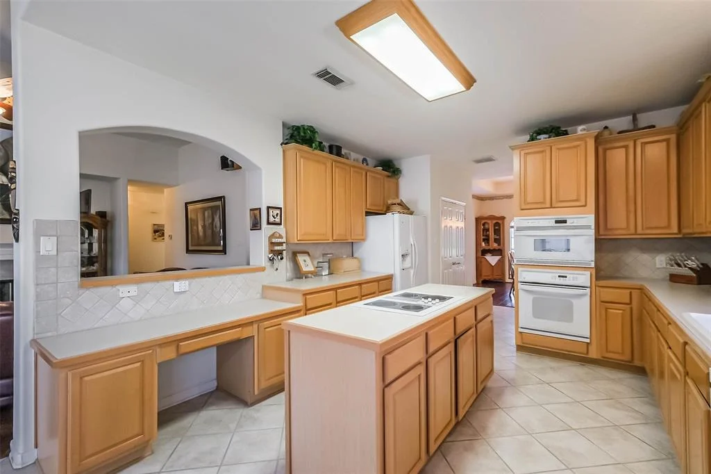 Photo of 9223 Memorial Hills Drive
