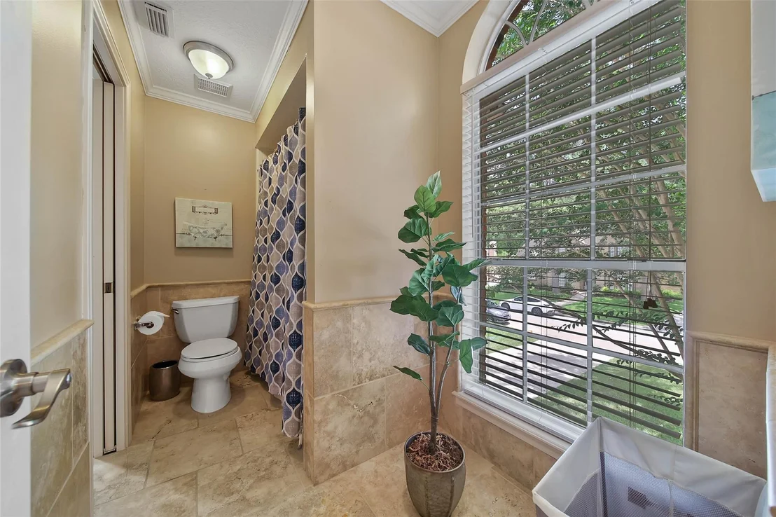Photo of 1702 Seven Maples Drive