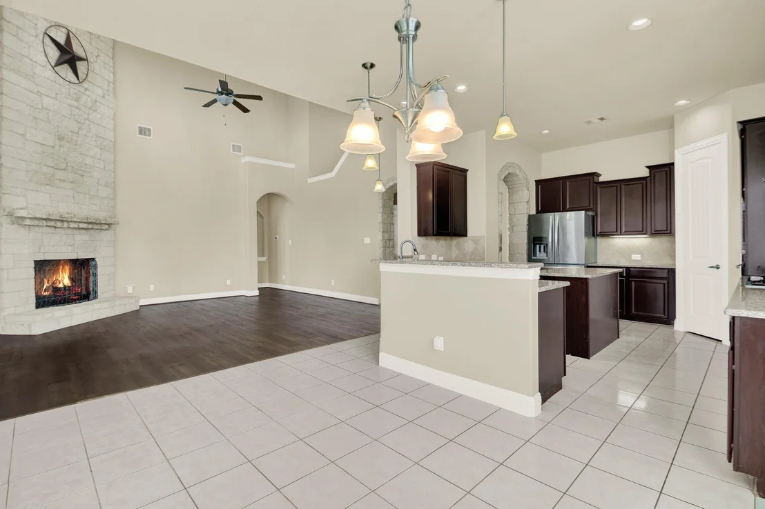 Photo of 9039 Charncross Lane
