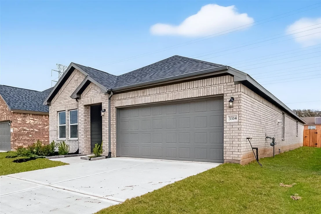 Photo of 3314 Rolling River Drive