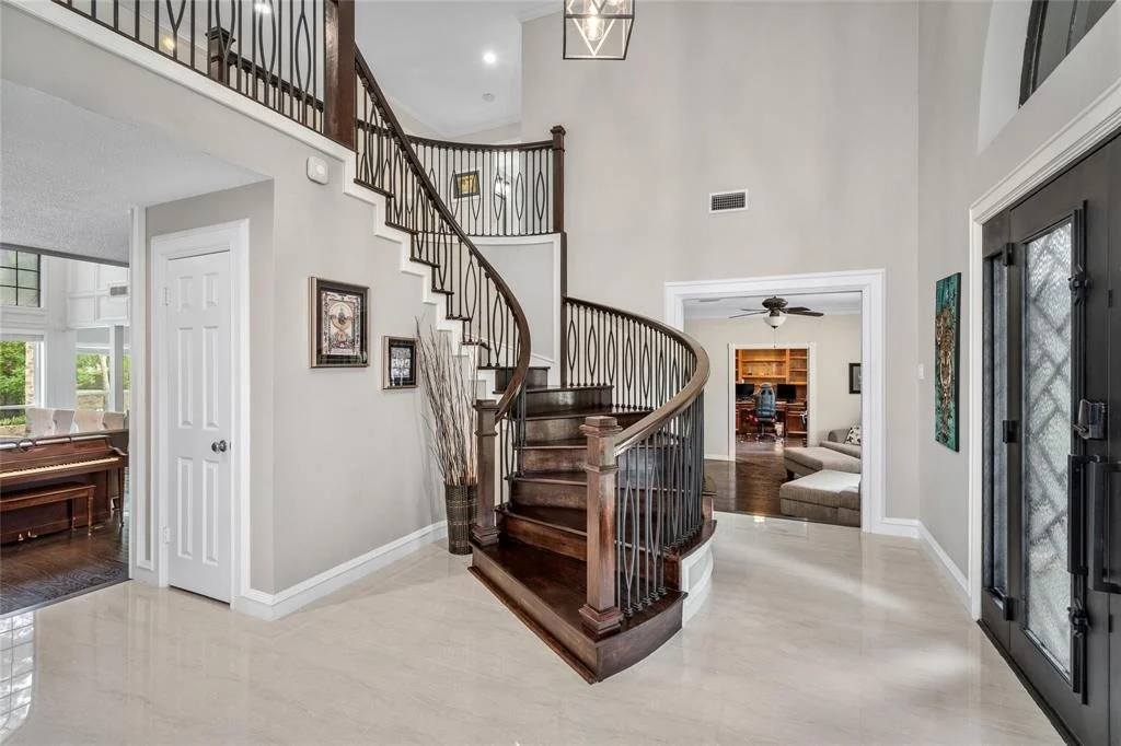 Photo of 17910 Sugar Pine Drive