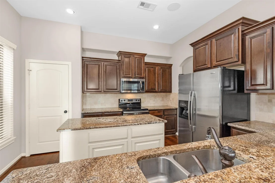 Photo of 3347 Torrey Pines Drive