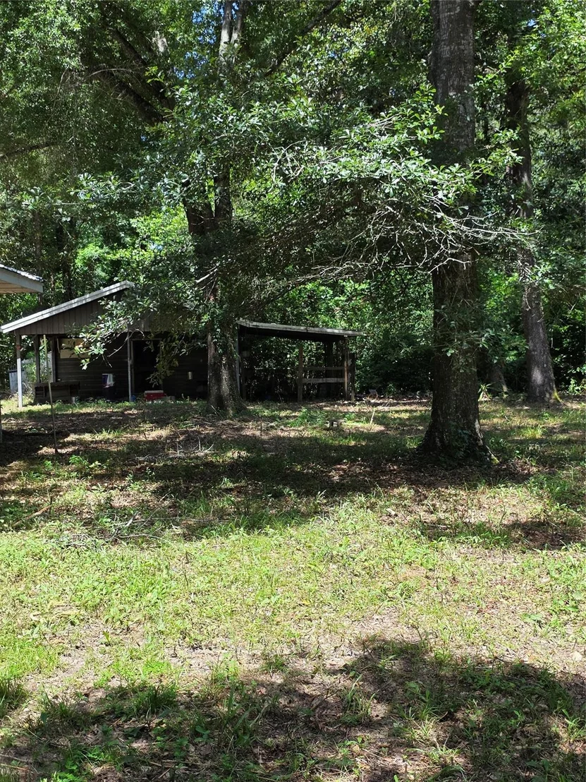 Photo of 9739 Lakeview Drive