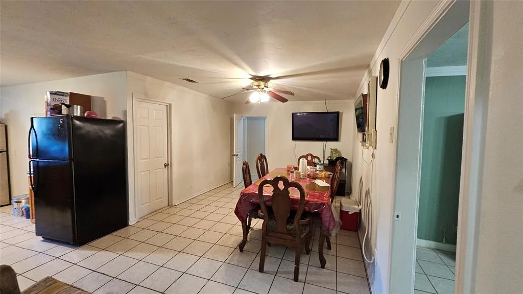 Photo of 1940 Roxella Street