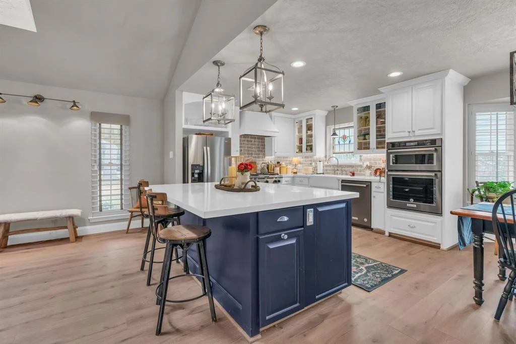 Photo of 302 Shady Glen Lane