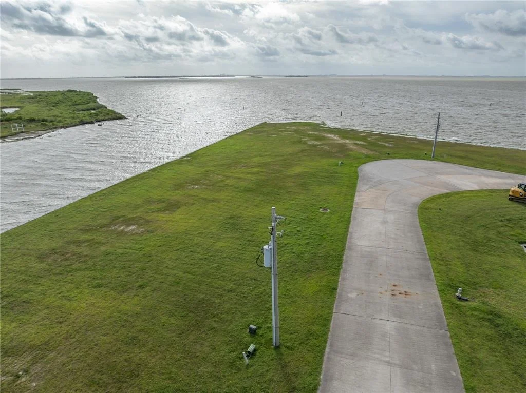 Photo of 53 Water Key