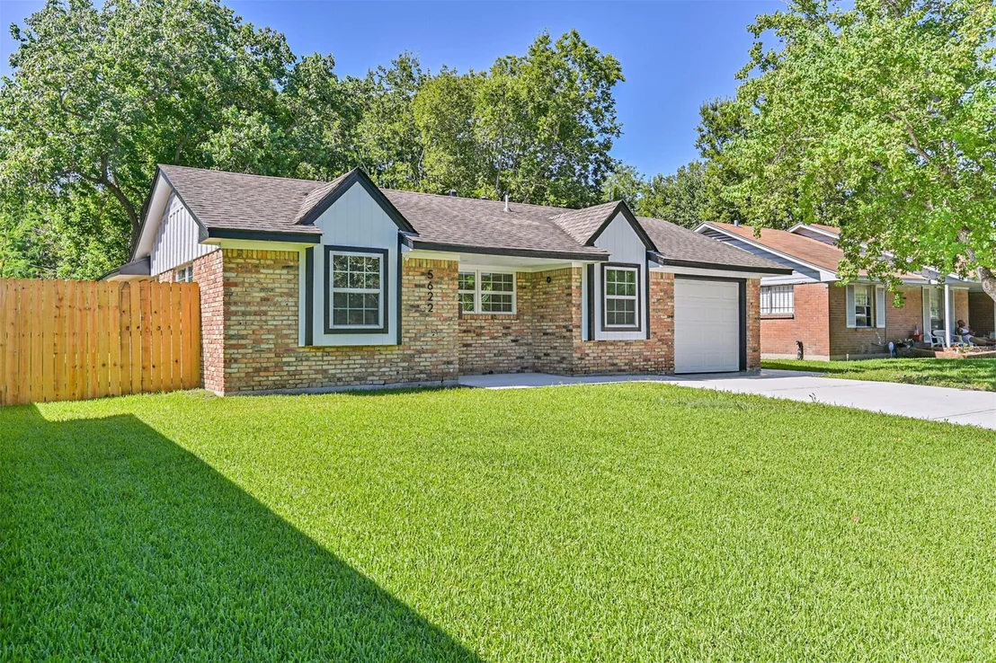 Photo of 5622 Canterway Drive