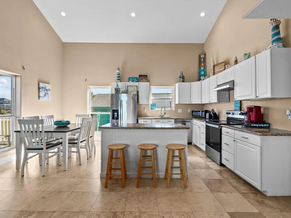Photo of 13011 Coronado Drive