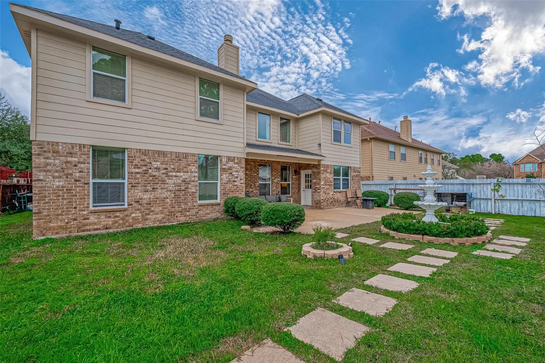 Photo of 22922 Montclair Park Lane