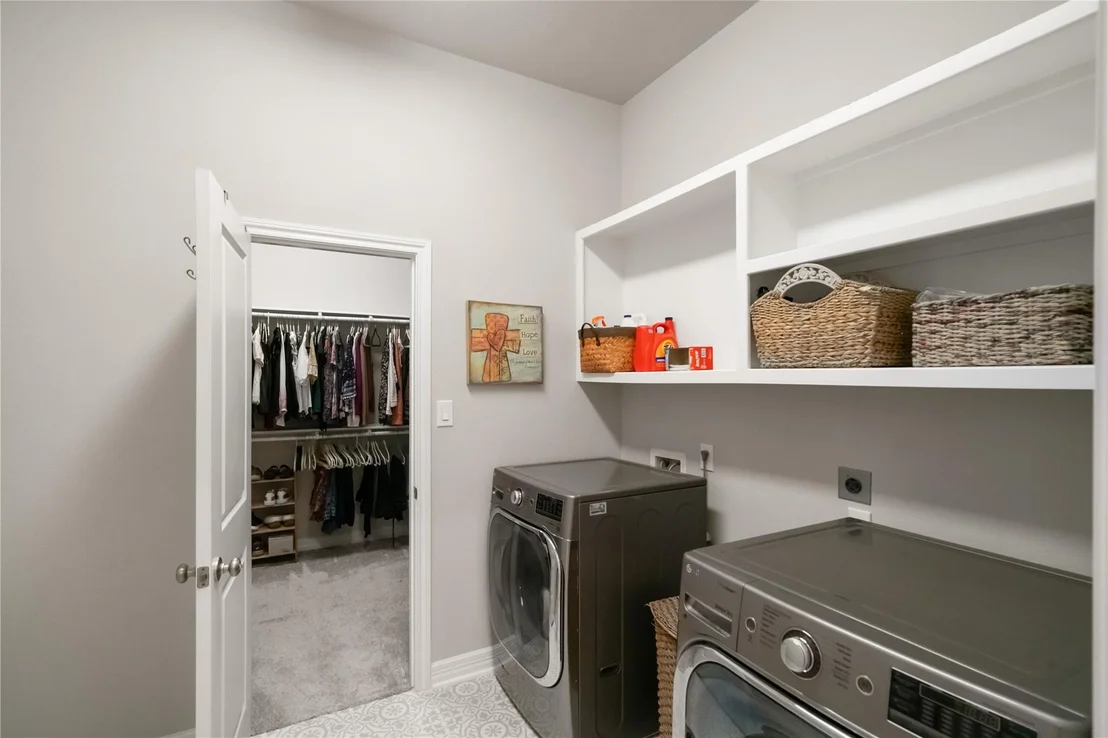Photo of 24718 Tanoureen Drive